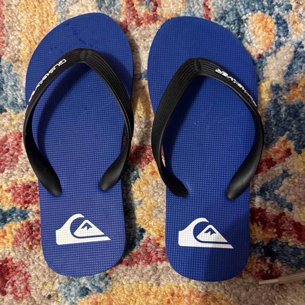 Quiksilver Blue and Black Kids Flip Flops